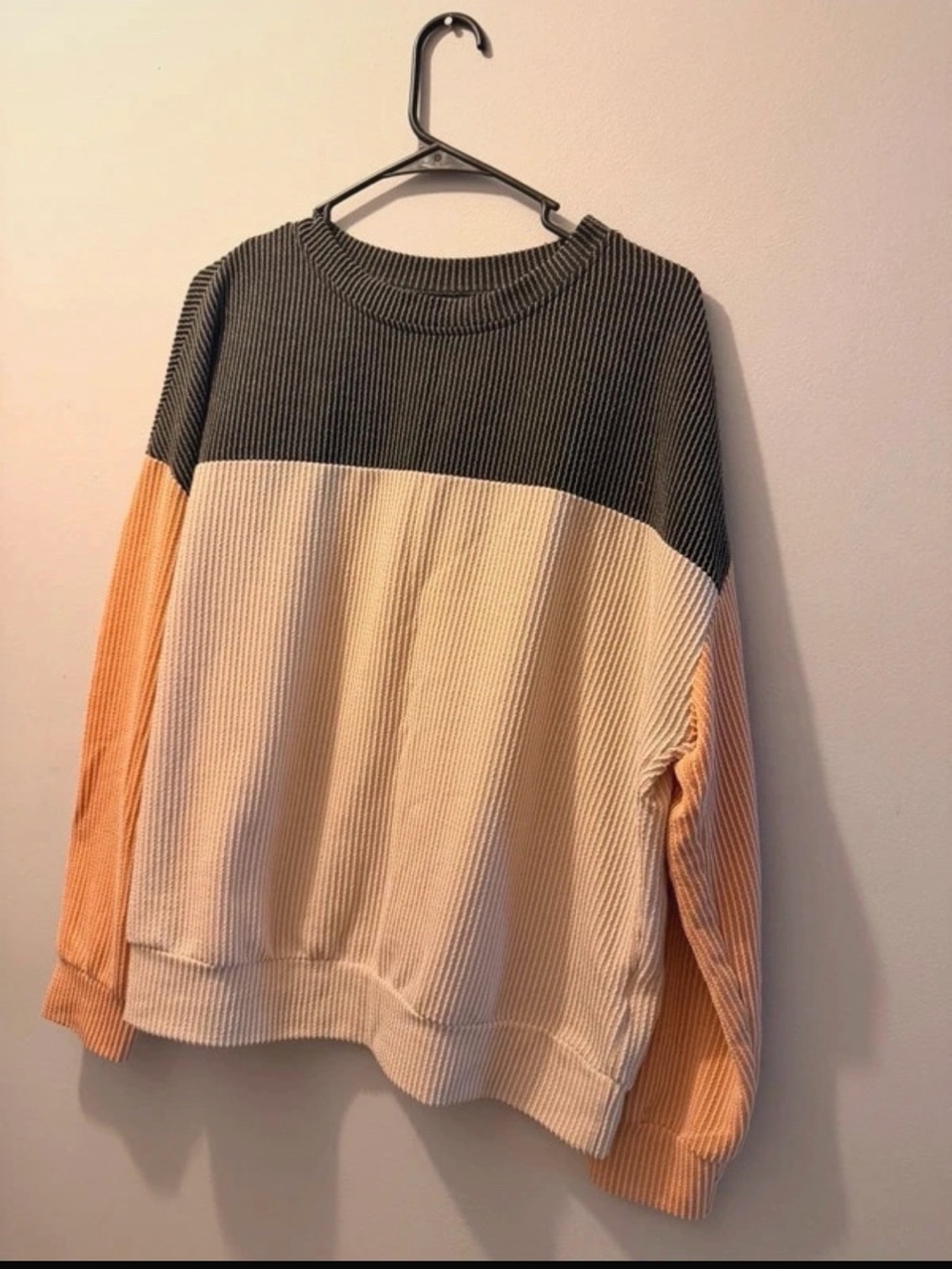 Colorblock Crewneck Sweater - Cream, Charcoal & Peach